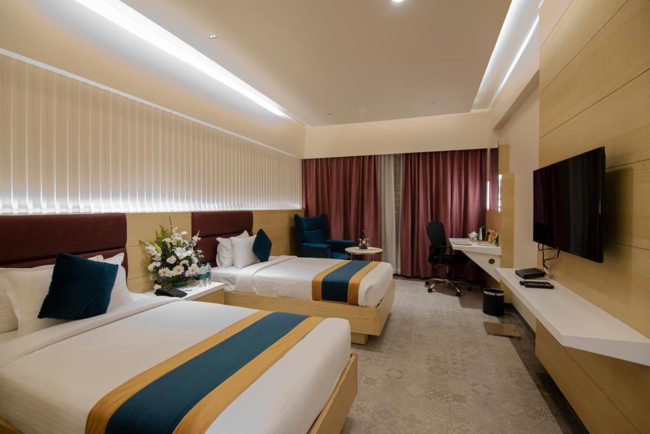 Zion - A Luxurious Hotel Bengalúr Exteriér fotografie