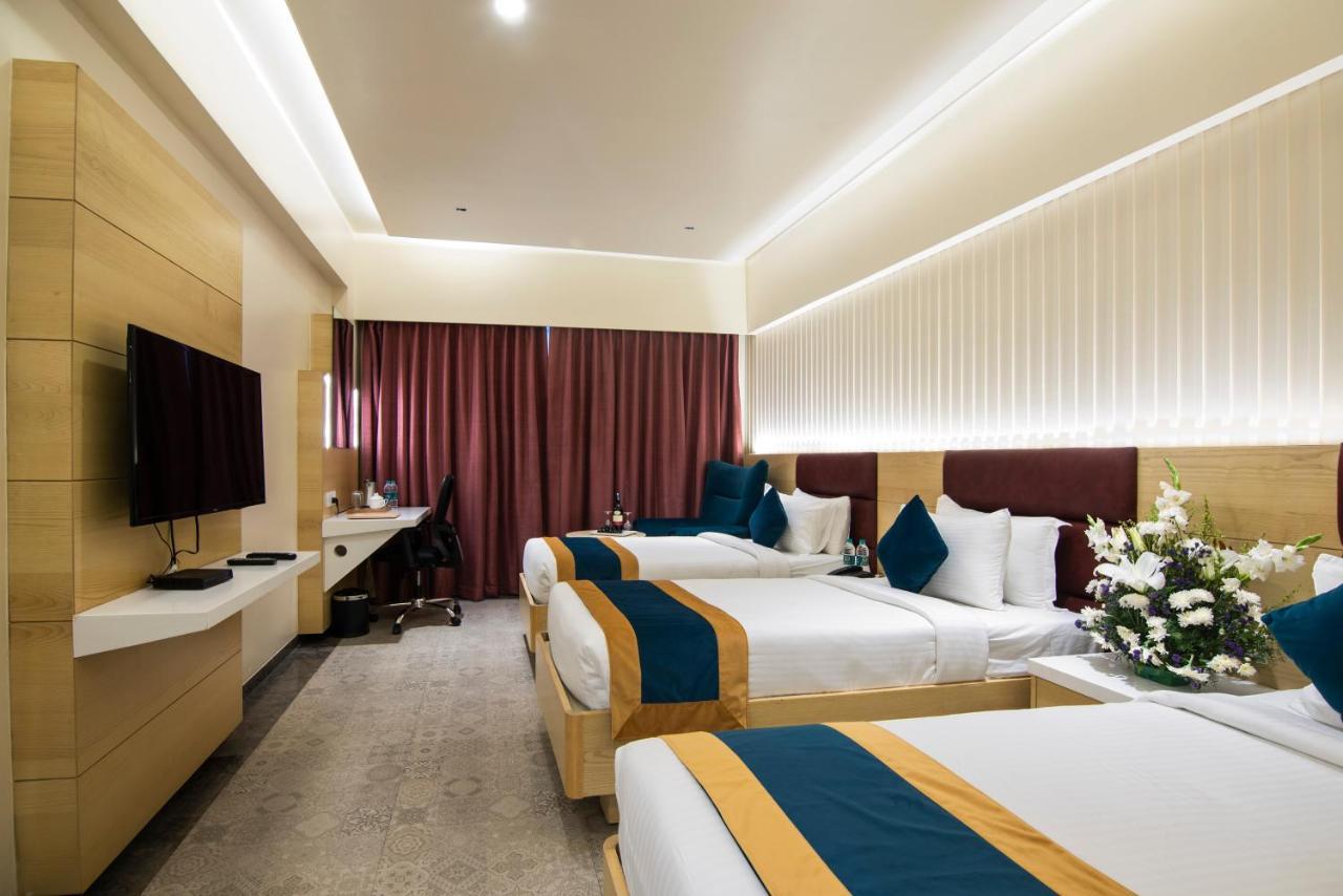 Zion - A Luxurious Hotel Bengalúr Exteriér fotografie