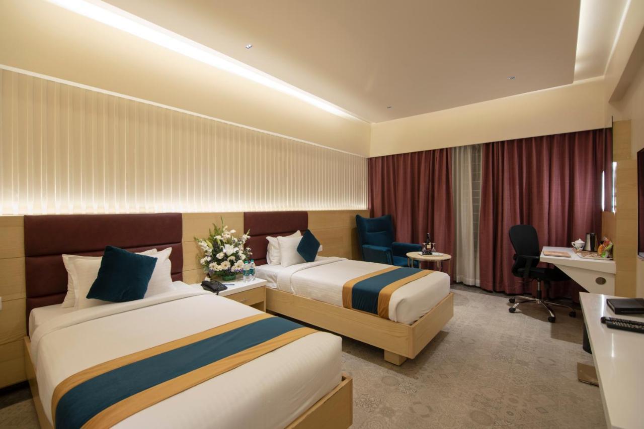 Zion - A Luxurious Hotel Bengalúr Exteriér fotografie